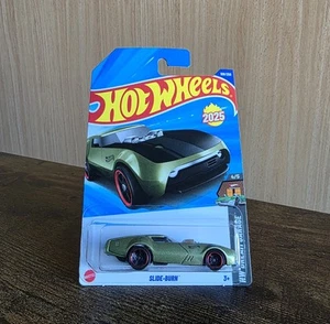 Hot Wheels Slide Burn - Picture 1 of 1