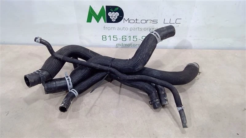 Manguera de entrada de radiador de motor Chevrolet Traverse 2018-2021 84819088 84819090 Foto 1 de 4