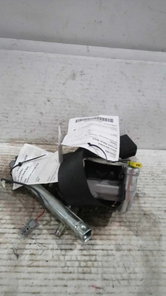 2011-2014 Nissan Maxima Black Seat Belt OEM Passenger Side, Used, 120k Miles - Imagem 1 de 4