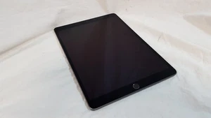 Apple a2152 iPad Air 3 64GB Tablet NUR (schwarz) - Bild 1 von 16