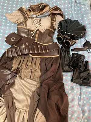 Final Fantasy XIV Neo-Ishgardian Cosplay Kostüm M Gebraucht - Bild 1 von 4