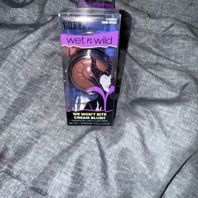 New Wet N Wild Disney Villains “We Won’t Bite” Cream Blush Dark Wings - Image 1 of 3
