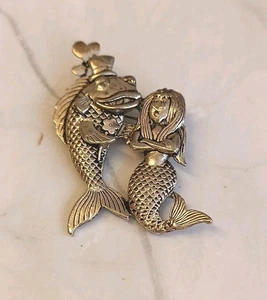 Vintage Matte Fish in Love with Mermaid Brooch/Pin   Rare VGC - Picture 1 of 2