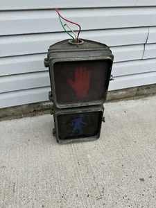 Vintage Pedestrian Walk Dont Walk Traffic Light WORKS Green Street 20” As Is - Picture 1 of 12