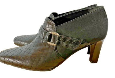 BRIGHTON ROMAN Mujer Acolchado Cuero Negro Botines Bomba 2.75" Tacón TALLA 7.5 MED Foto 1 de 4