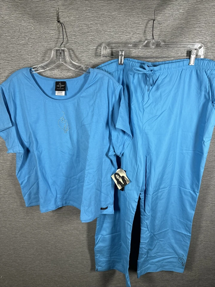 NWT Baby Phat Women's Light Blue Scrub Set Shirt & Pants 26050 & 26700 - Image 1 of 4