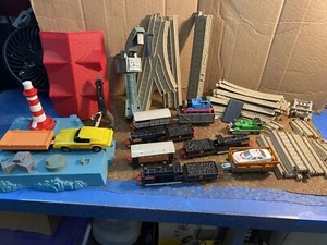 Ertl Donald Vintage Thomas the Train Diecast Tank Engine 1992 Friends train set - Picture 1 of 12