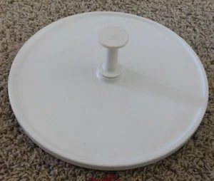 25-696 Vintage 1796-1 White Tupperware Lazy Susan Turntable Tableware Kitchenwar - Picture 1 of 4