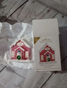 Willkommen Weihnachten!  - 2011 Hallmark Andenken Weihnachtsschmuck in OVP  - Bild 1 von 10