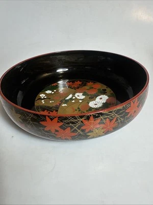 Prato de servir japonês redondo de laca preta 9"" - Imagem 1 de 4