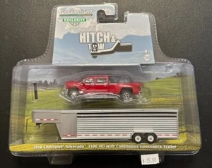 1:64 GREENLIGHT 2018 CHEVROLET SILVERADO 3500HD CONTINUOUS GOOSENECK TRAILER RED - Picture 1 of 1