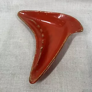 MCM Ashtray Atomic Orange Gold Footed Boomerang Vintage Retro California Style - Picture 1 of 10