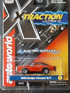 Autoworld R35 naranja rojo 1969 Dodge Charger R/T HO Slot Car - Imagen 1 de 3