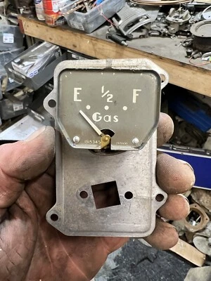 Chevrolet Chevy 1938 38 original en funcionamiento medidor de gasolina combustible Foto 1 de 4