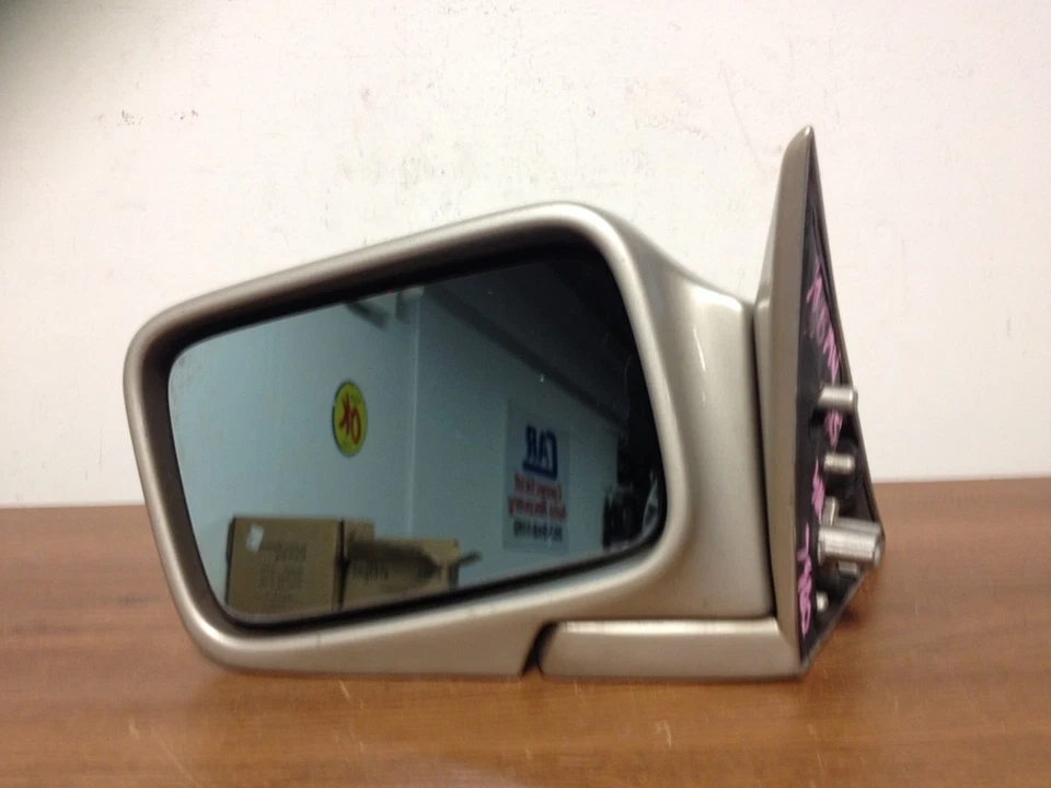 1990 BMW 525I LEFT/DRIVER SIDE VIEW MIRROR - Image 1 of 1