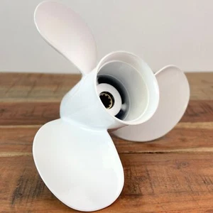 Yamaha Boat Propeller Aluminum 20-30 hp Outboard 9-7/8x12" 10 Teeth 3 Sheets - Picture 1 of 5