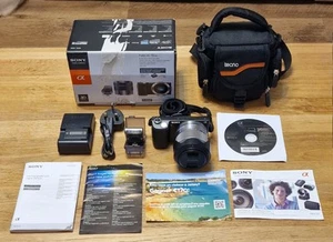 Sony Nex-5N 16.1MP Camera 18-55mm Lens - Complete Kit & Bag - Picture 1 of 16