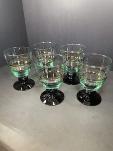 Kalalou mundgeblasener grüner Glaskelch 5,25 Zoll recycelte Bernsteinringe & Stiel Menge 5 - Bild 1 von 10