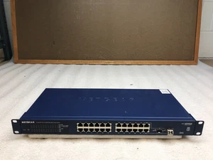 NETGEAR ProSafe GS724T Gigabit Managed Smart Switch 24x Ethernet GB 2x SFP - Picture 1 of 7