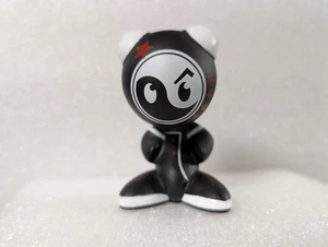 USED - UB funkeys Black Yang Very Rare Hidden Realm - Picture 1 of 9