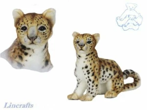 Juguete blando Hansa Sitting Amur Leopard 6779 vendido por Lincrafts Reino Unido Este 1993 - Imagen 1 de 2