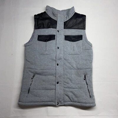 Chaleco acolchado acentuado de cuero sintético gris y negro colección de ropa exterior Yoki para hombre Foto 1 de 4