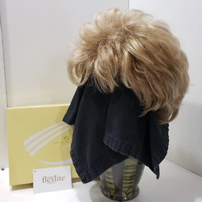 Peluca GABOR Rubia Highlights Flexlite Pelo Corto Instinto Pequeña/Promedio Nueva en Caja Foto 1 de 4