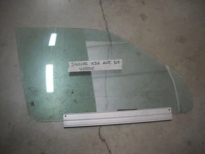 VETRO SCENDENTE ANTERIORE DESTRO JAGUAR XJ6 - VERDE - Foto 1 di 1