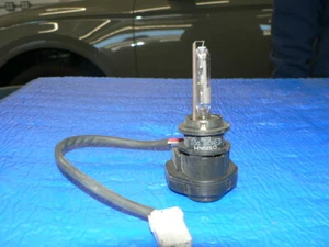 OSRAM  BULB LAMP HEADLIGHT HEAD LIGHT HEADLAMP BULB  D2R-35W  - Picture 1 of 6