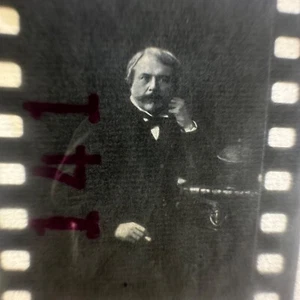 Professional Photography "Famous Photographs" 35mm Unmounted Slides lot of 30 - Picture 1 of 3