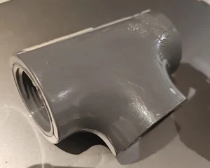 Charlotte Pipe ~ 1" FIP Schedule 80 PVC Tee PVC, 8402, D2467, USA Made 🇺🇸 - Picture 1 of 3