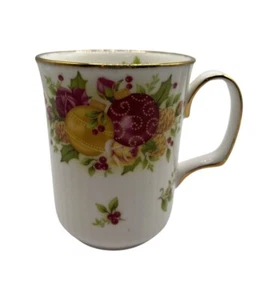 ROYAL ALBERT Mug "Old Country Roses Holiday" 2006 Ornaments Holly Bone China - Picture 1 of 6