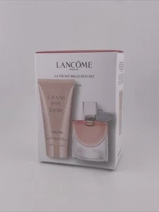 Lancome La vie est belle 50 ml Body Lotion & 4 ml Eau De Parfum Miniatur - Bild 1 von 5