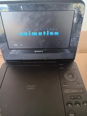 Sony Portable CD/DVD Player DVP-FX750 TESTED - Image 1 of 3