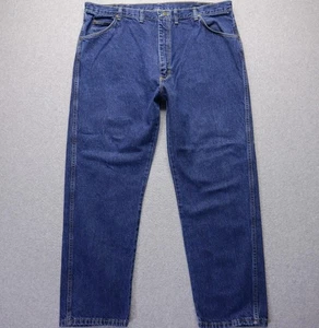 VTG Wrangler Jeans Mens 41x30 Blue Denim Straight Fit Classic Comfort USA Made - Picture 1 of 14