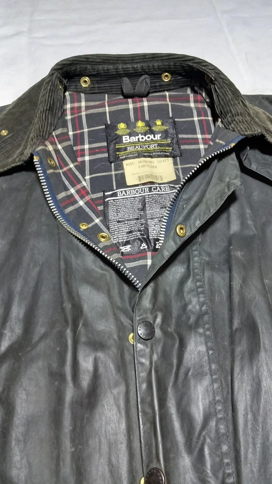 VENDO N 2 GIACCHE BARBOUR  BEAUFORT COLORE BLU  IN BUONE CONDIZIONI. C48/ 122 - Immagine 1 di 4