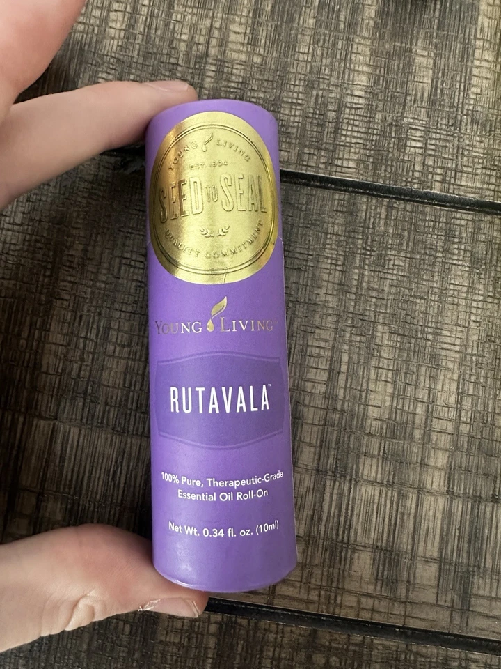 Young Living 精油 Rutavala 滚珠 10 毫升全新密封滚珠 — 第 1/1 张图片