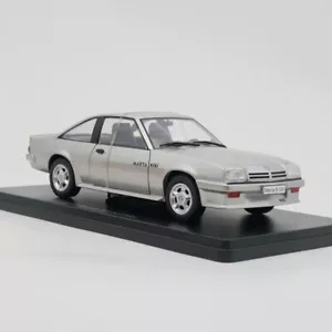1:24 Opel Manta B GSi Model Car with special Features - Bild 1 von 5