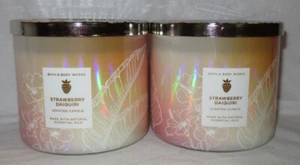 Bath & Body Works 14,5 Oz. 3-Docht Duftkerze 2er Set ERDBEER DAIQUIRI - Bild 1 von 4
