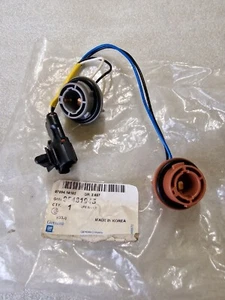 CHEVROLET ORLANDO BACK Rear Middle LAMP WIRING - Picture 1 of 5