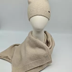 Jack & Missy Luxe Bufanda y Gorro con Conjunto de Pom Avena Marfil Natural Para Mujer Talla Única - Imagen 1 de 13
