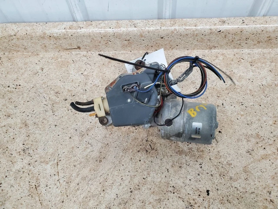 Windshield Wiper Motor With Pulse Wiper Fits 75-79 BUICK 303815 - Image 1 of 3