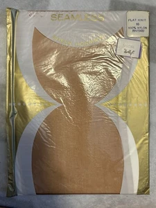 Vintage Seamless Sheer Hosiery Flat Knit Sz 10 100% Nylon RN15420 Tan/Nude NEW - Picture 1 of 8
