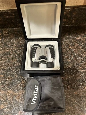 Vivitar 4X 30 Binoculars Nylon Caring Case With Belt Loop and Storage Box - Image 1 of 4