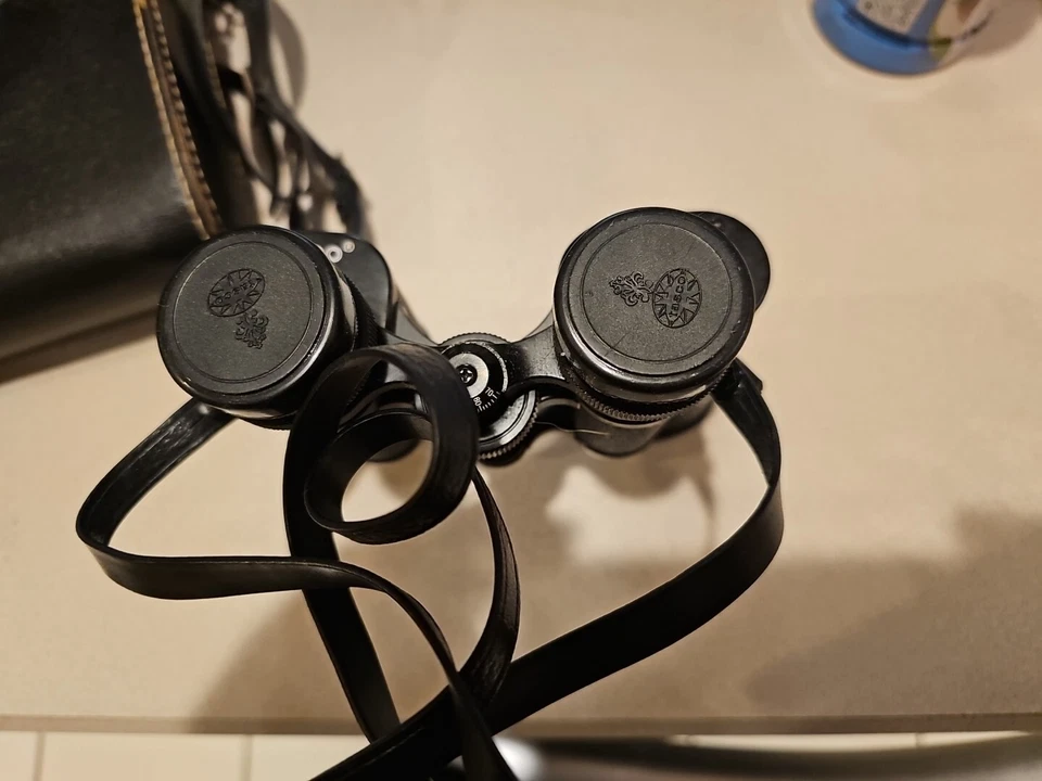 TASCO FULLY COATED 7X 35 BINOCULARS MODEL 304 FIELD 359ft@ 1000yds Excellent  - Image 1 of 4