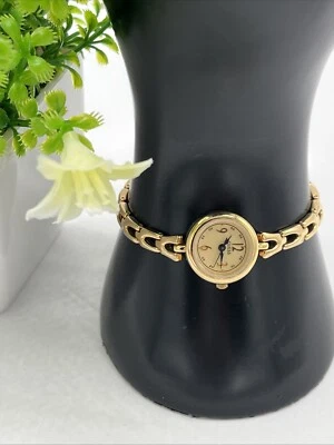 Vintage Gold Tone 97’ GUESS Ladies Watch Quartz Linked READ - Image 1 of 4