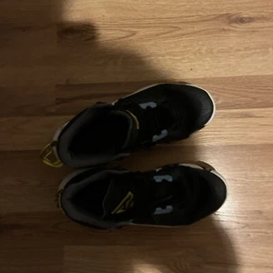 Size 10 - Nike Giannis Immortality 2 Black University Blue - Picture 1 of 7
