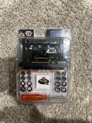 2021 M2 MACHINES MODEL KIT R43  1956 FORD F-100 TRUCK "FOOSE" OVERLORD CHASE - Image 1 of 4