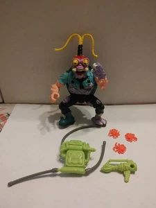 Teenage Mutant Ninja Turtles TMNT Action Figure SCUMBUG with Accessories - Picture 1 of 7