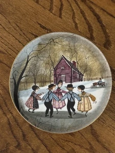 Buckley Moos Teller "Ring Around The Rosie" - Bild 1 von 2